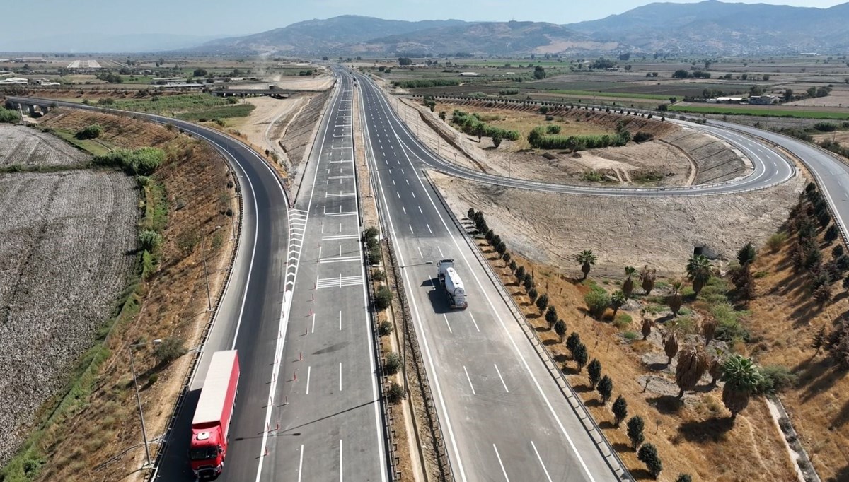 Aydın-Denizli Otoyolu 17 Ekim’de trafiğe açılacak