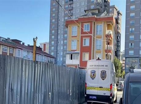 Bağcılar’da büyük panik! Tadilat için çatıya çıkan usta hemen polisi aradı