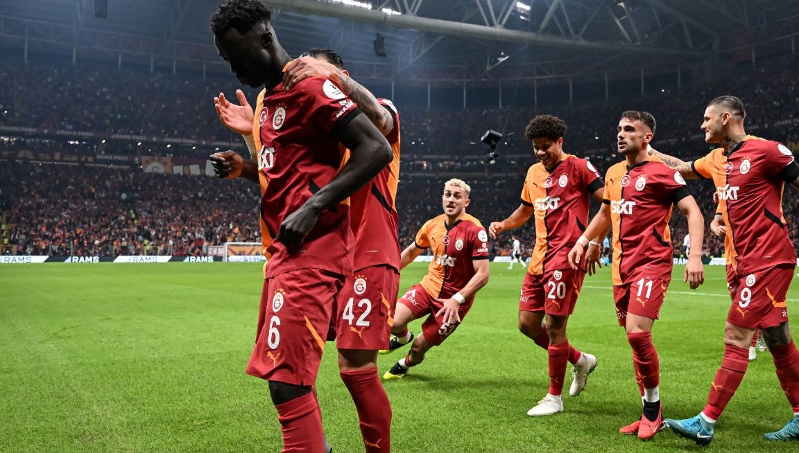 “Bu sezonun patronu Davinson” (Spor yazarlarından Galatasaray-Beşiktaş maçı yorumu)