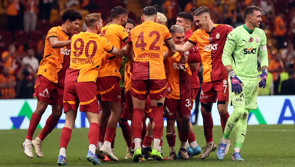Canlı: Lider Galatasaray, Antalya’da 3 puan arıyor