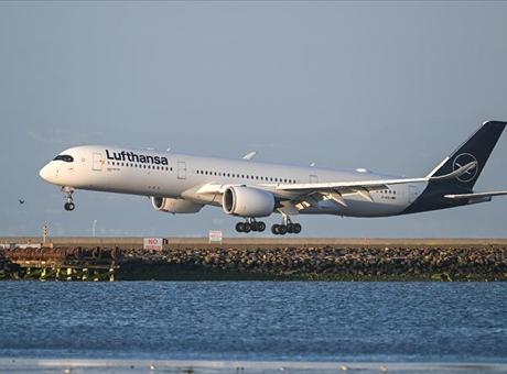 Lufthansa Grubu’nun karı düştü