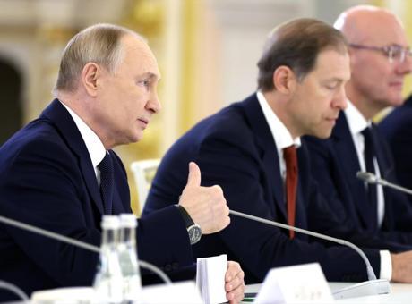 Putin’den Çin ile ticaret açıklaması: Olumsuz etkilere rağmen büyüdü
