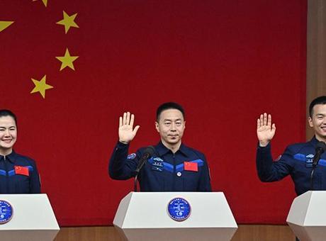 Shenzhou-19 uzay uçuşu başlıyor