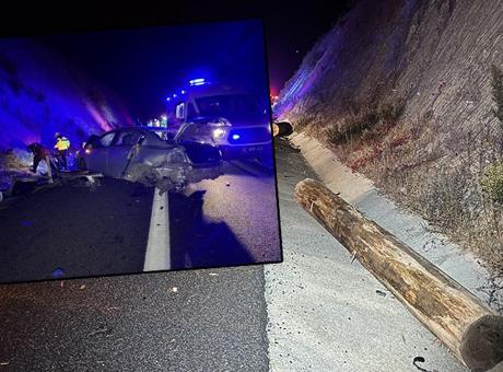 TIR’dan düşen tomruklar faciaya neden oldu: 1 kişi öldü, 9 kişi yaralandı