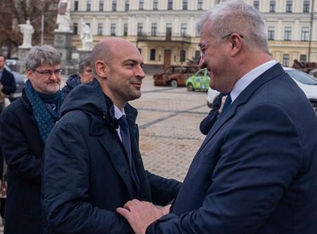 Ukrayna-Fransa buluşması: Kuzey Kore konuşuldu!