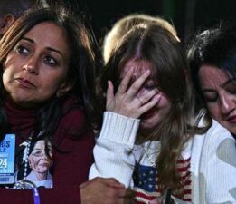 ABD’de seçim sonuçları Kamala Harris taraftarlarını gözyaşlarına boğdu