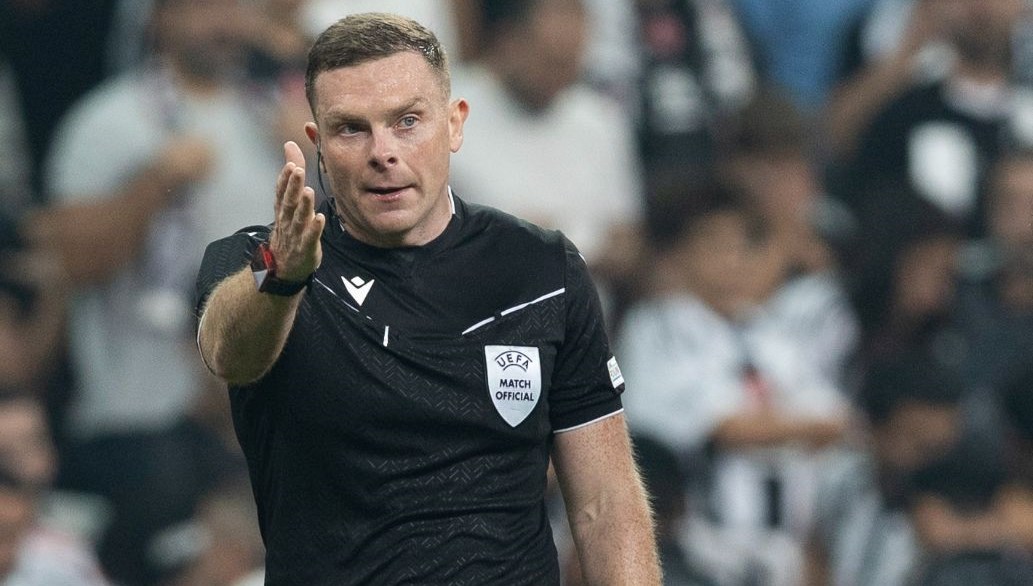 AZ Alkmaar – Fenerbahçe maçında John Beaton düdük çalacak