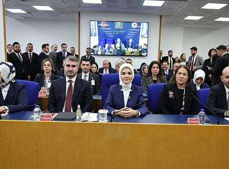 Bakan Göktaş açıkladı: Evlenecek 5 bin çifte kredi ödemesi yaptık