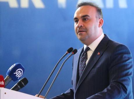 Bakan Kacır: Geliştirdiğimiz füzelerin menzillerini uzatacağız
