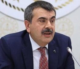 Bakan Tekin: Evrensel laiklikten yanayım