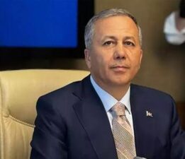 Bakan Yerlikaya: Göçmen kaçakçılığı organizatörlerine göz açtırmıyoruz