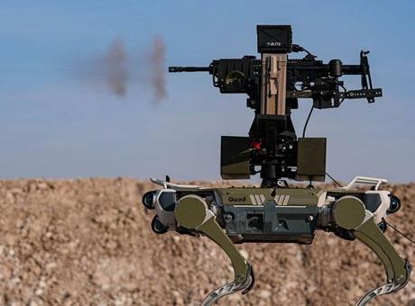 BARS 600 metreden vurdu: Robot köpekler dünyanın radarında