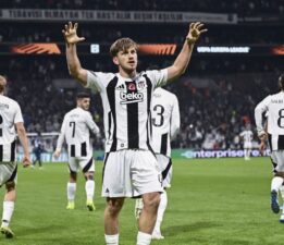 Beşiktaş zorlu Başakşehir deplasmanında: Muhtemel 11’ler