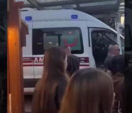 Bursa’da AVM’de eli yürüyen merdivene sıkışan küçük kızın parmağı koptu