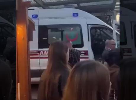 Bursa’da AVM’de eli yürüyen merdivene sıkışan küçük kızın parmağı koptu
