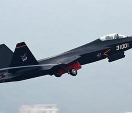 Çin, yeni nesil ‘FC-31’ savaş jetini gün yüzüne çıkarmaya hazırlanıyor