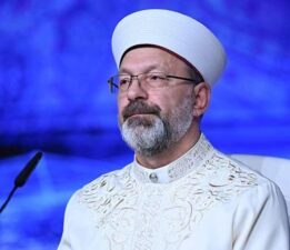 Diyanet İşleri Başkanı Erbaş: Sahih dini bilgileri içeren ‘yapay zeka chatbotlar’ geliştirilmelidir