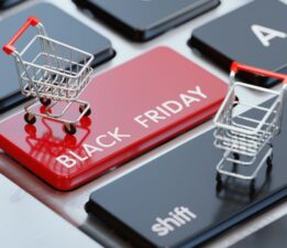 “Efsane Kasım, Black Friday ve Şahane Cuma” indirimlerine dikkat! Bakanlık yakından takibe başladı