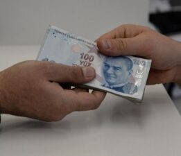Emeklilere pazar desteği ödemelerinde tarih belli oldu: 10 bin TL pazar desteği ne zaman yatacak?