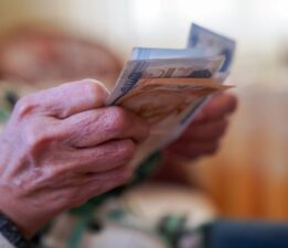 Emeklilikte reform çağrısı: “Çalışan daha fazla maaş alsın”