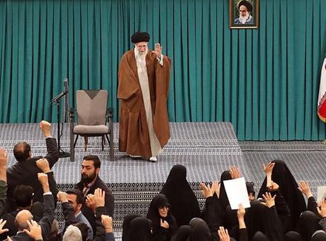 Hamaney: İsrail ve ABD’ye kesinlikle sert bir yanıt vereceğiz
