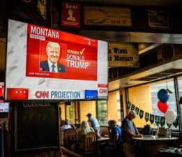 Harris konuşmasını iptal etti, Trump zafer konuşmasına hazırlanıyor