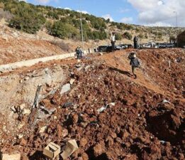 İsrail, Suriye ve Lübnan arasındaki sınır kapısını vurdu