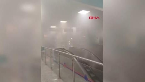 İstanbul’da metroda yangın