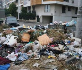 İzmir Buca’da tepki çeken görüntü! ‘Buradan kaçacak hale geldik’