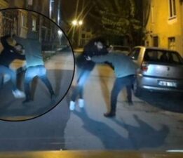 Kız arkadaşı taksiden inmeyince şoföre dehşeti yaşattı