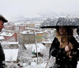Meteoroloji ve valiliklerden hava durumu uyarısı! Kar, sağanak, fırtına… 44 ile dikkat