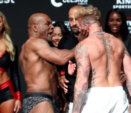 Mike Tyson-Jake Paul maçıyla ünlenen 20 yaşındaki ring kızına mesaj yağıyor