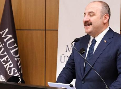 Mustafa Varank’tan öğrencilere tavsiye: ‘Maaşlı bir iş tercih edeceğinize girişimci olmanızı öneriyorum’