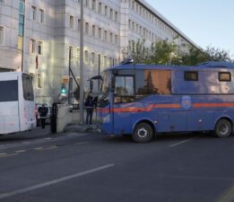 Narin davasında ikinci gün: Sanıklar adliyeye böyle getirildi