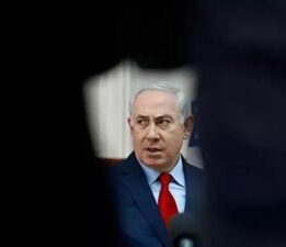 Netanyahu hakkındaki yolsuzluk davası ile ilgili yeni gelişme! Ertelenmesi istendi