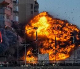 Netanyahu’nun evine yeni saldırı, ABD’li senatörden Netanyahu’ya ‘açık çek’