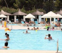 Otellerde ‘ara tatil’ kampı: Hem ders çalışıp hem tatil yapacak