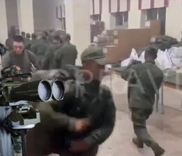 Rusya’daki Kuzey Kore askerleri cepheden önce yetişkin sitelerine hücum etti