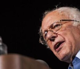 Sanders’tan Demokrat Parti’ye sert eleştiri: Felaket kampanya