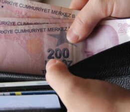 SON DAKİKA EMEKLİ MAAŞI HABERLERİ: 2025 Emekli maaşı ne kadar olacak? İşte yeni emekli maaşı tahminleri