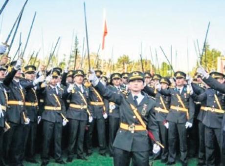 Teğmenler 7 kez başvuru yaptı