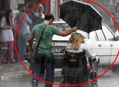 Tek fotoğraf karesiyle değişen hayat: 11 yıl sonra yine görüntülendi… Bu kez bambaşka
