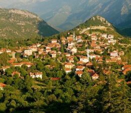 Toroslar’daki cennet! 600 kişi yaşıyor: Dünyanın en iyi turizm köyü seçildi