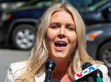 Trump duyurdu, Karoline Leavitt en genç Beyaz Saray Sözcüsü oluyor