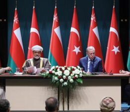 Umman ile stratejik 10 anlaşma imzalandı