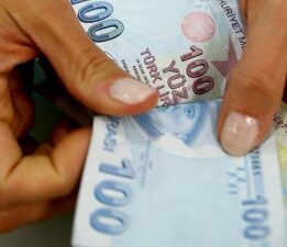 Yeniden değerleme oranı açıklandı: 2025 yılında ehliyet, pasaport harcı, trafik cezaları ve IMEI kayıt ücreti ne kadar olacak?