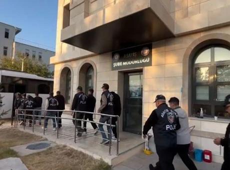Yer: Denizli! FETÖ yalanıyla 71 milyon dolandırdılar