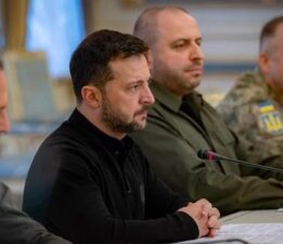 Zelenskiy: Savaşın diplomatik yollarla bitmesi için her şeyi yapmalıyız