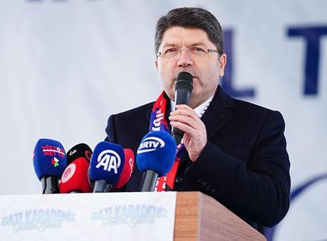 Adalet Bakanı Tunç: Hep ‘önce insan’ dedik