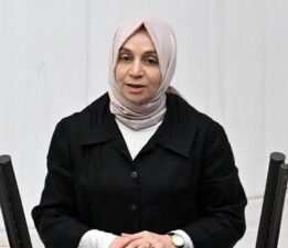 AK Parti’li Usta’dan ‘başörtüsü’ açıklaması